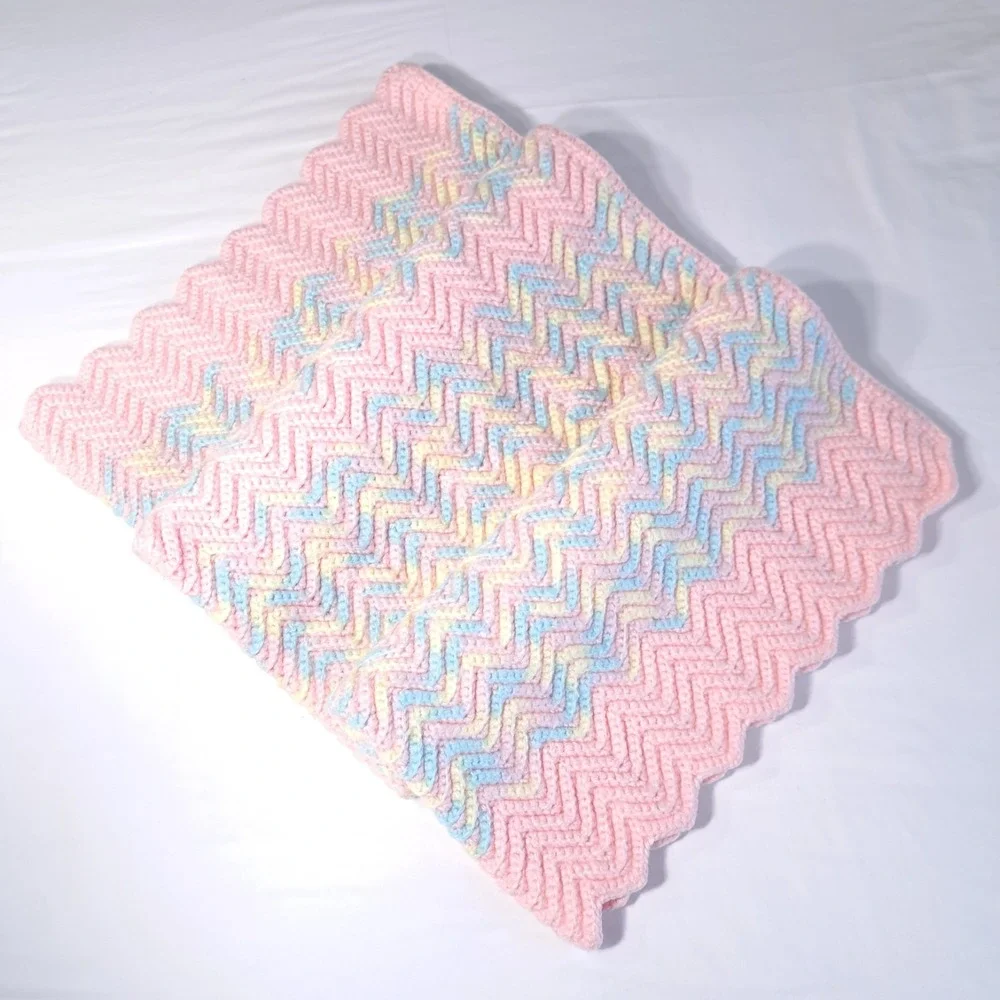 Vintage‎ Handmade Crochet Chevron Blanket Baby Nursery Pink/Blue/Yellow 36x38